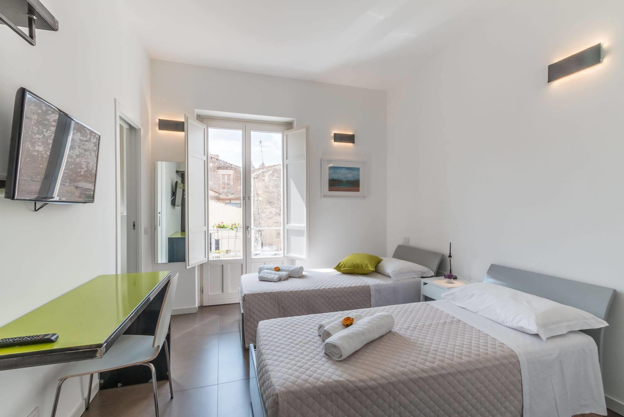 Terrazza Dei Sogni Bed & Breakfast Ragusa Exterior photo